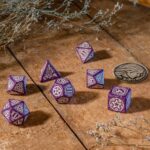 The Witcher Würfel Set Yennefer Lilac and Gooseberries (7) – Bild 3
